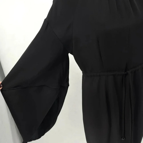 Fendi Vneck Drawstring Waist Knee Length Dress - Picture 3 of 10